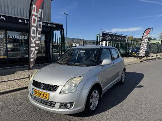 Suzuki Swift 1.3 AIRCO 5-DEURS KM: 135000 NAP! picture 2