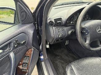 Mercedes C-klasse C320 CDI V6 AUTOMAAT FULL OPTIE! picture 17