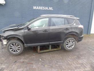 Vrakbiler auto Toyota Rav-4 RAV4 (A4), Terreinwagen, 2012 / 2019 2.0 16V VVT-i 4x4 2016/10