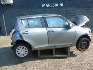 Suzuki Swift Swift (ZA/ZC/ZD), Hatchback, 2010 / 2017 1.2 16V picture 3