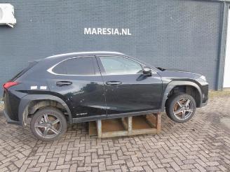 Coche siniestrado Lexus UX UX, SUV, 2019 250h 2.0 16V 2020/8