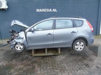 Salvage car Hyundai I-30 i30 Crosswagon (WWH), Combi, 2007 / 2012 1.4 CVVT 16V 2012/2