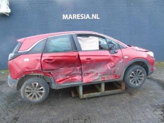 Opel Crossland Crossland (X), SUV, 2017 1.2 Turbo 12V picture 2