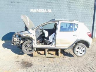 Coche siniestrado Dacia Sandero Sandero II, Hatchback, 2012 1.0 TCe 100 12V 2020/5