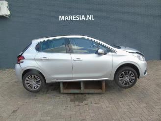 Uttjänta bilar auto Peugeot 208 208 I (CA/CC/CK/CL), Hatchback, 2012 / 2019 1.2 12V e-THP PureTech 110 2017/2