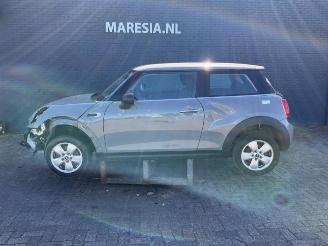 Vrakbiler auto Mini Cooper Mini (F56), Hatchback 3-drs, 2013 1.5 12V One D 2014/6