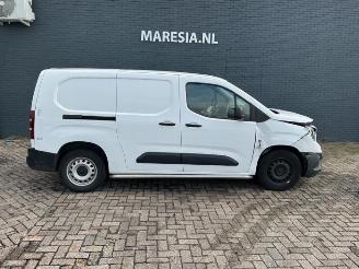 Opel Combo Combo Cargo, Van, 2018 Combo-e, Electric picture 4
