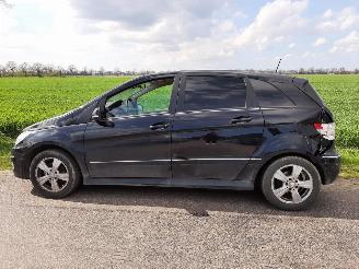 demontáž osobní automobily Mercedes B-klasse B 200 CDI 2009/11