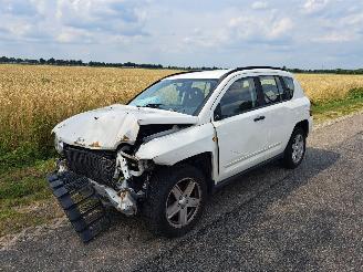 Coche siniestrado Jeep Compass 2.4 16v 2009/1