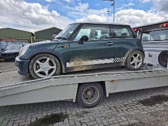 demontáž osobní automobily Mini Cooper 1.6 2005/10