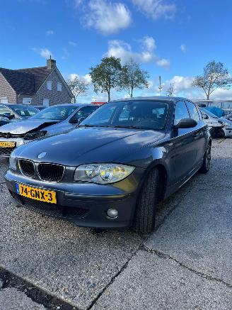 skadebil auto BMW 1-serie 118i 2006/3