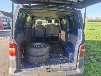 Volkswagen Transporter T5 picture 5
