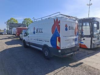 Ford Transit  picture 3