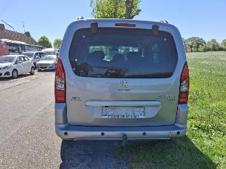 Peugeot Partner Tepee picture 6