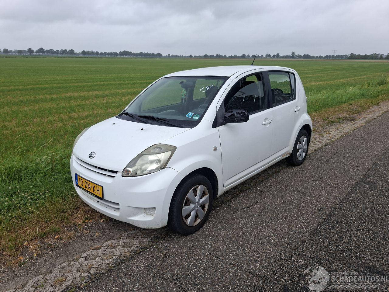Daihatsu Sirion 