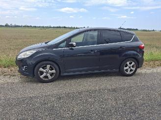 krockskadad bil auto Ford C-Max 1.6 TDCI 2013/9