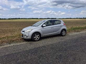 skadebil auto Hyundai I-20 1.2 16V 2011/4