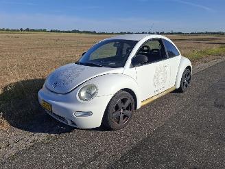 krockskadad bil auto Volkswagen New-beetle 2.0 1998/2