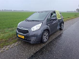 skadebil auto Kia Venga 1.6 CVVT AUTOMAAT 2015/7