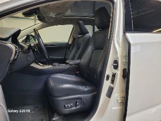 Lexus NX 300h Hybrid 2.5 145-KW Automaat AWD Panoramadak picture 17
