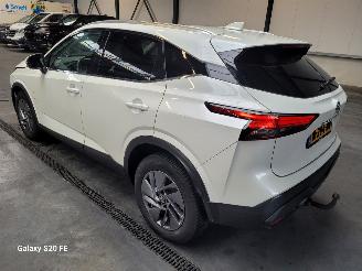 Nissan Qashqai 1.3 MHEV 103-KW 6-Bak Acenta Panoramadak picture 2