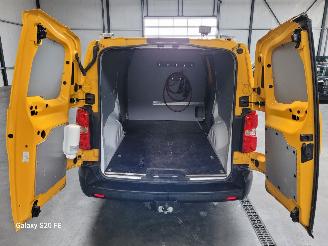 Peugeot e-Expert Long 100-KW 75kwh Automaat Premium picture 15