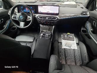 BMW 3-serie 330e Limo 215-KW Automaat M-SPORT picture 19