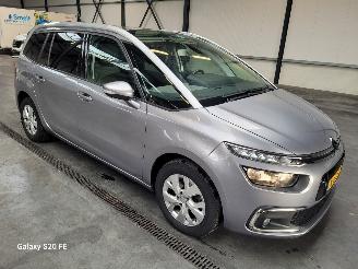 Vaurioauto  passenger cars Citroën Grand C4 SpaceTourer 1.2 PureTech 96-KW Automaat 7-Persoons 2020/3