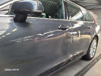 Volvo V-90 2.0 T4 140-KW Automaat Momentum Leder picture 3