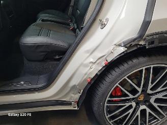 Porsche Cayenne Coupe 3.0 S e-Hybrid 346-KW Automaat picture 12