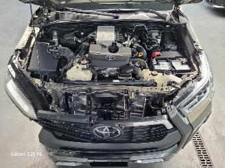 Toyota Hilux 2.8 D-4D 150-KW Automaat 4-WD Invincible Dubbel-Cabine picture 11