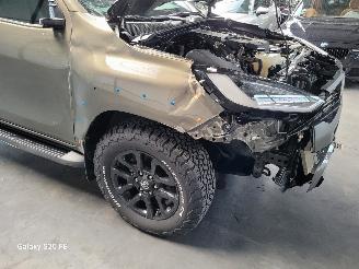 Toyota Hilux 2.8 D-4D 150-KW Automaat 4-WD Invincible Dubbel-Cabine picture 6