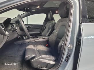 Volvo V-60 2.0 T6 Plug-In-Hybrid Automaat AWD R-DESIGN picture 23