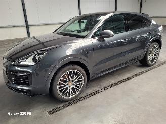 Unfallwagen Porsche Cayenne Coupe 3.0 e-Hybrid 340-KW Automaat 4-WD Platinum-Edition 2023/1