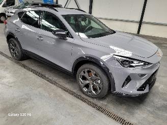 Coche accidentado Cupra Formentor 1.5 e-Hybrid 150-KW DSG Plug-In-Hybrid 2025/12