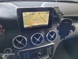 Mercedes A-klasse 180 Automaat 90-KW 5drs Urban picture 20