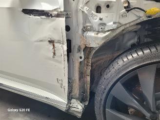 Volkswagen Arteon 2.0 TDi 176-KW DSG 4-MOTION R-LINE picture 6