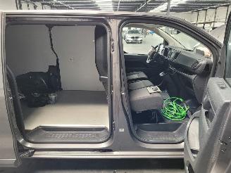 Opel Vivaro-e L3 Bestelwagen 100-KW 75kwh Automaat Elektrisch picture 18