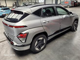 Hyundai Kona EV 160-KW 65.4kwh Automaat Elektrisch picture 3