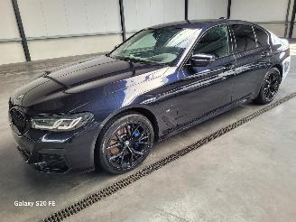 Damaged car BMW 5-serie 530e Limo 215-KW Automaat M-SPORT Facelift 2022/4