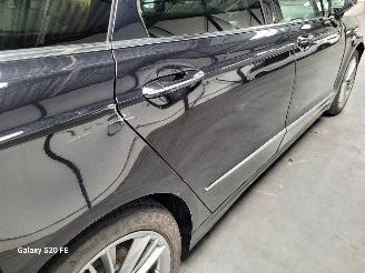 Ford Mondeo Wagon Hybrid 2.0 HEV 103-KW Automaat Vignale picture 13