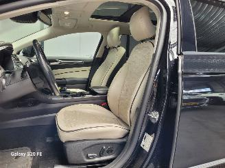 Ford Mondeo Wagon Hybrid 2.0 HEV 103-KW Automaat Vignale picture 17
