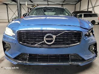 Volvo S-60 2.0 B4 145-KW Automaat R-DESIGN Panoramadak picture 9