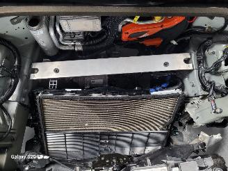 Tesla Model Y Dual Motor 378-KW Automaat AWD picture 9