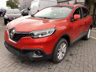 Uttjänta bilar auto Renault Kadjar Kadjar (RFEH), SUV, 2015 1.2 Energy TCE 130 2016/1