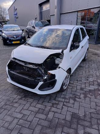 Vrakbiler auto Kia Picanto Comfortline 2014/11