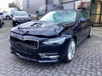 Vrakbiler auto Volvo S-90 S90 II, Sedan, 2016 2.0 T4 16V 2019/4