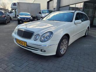 Vrakbiler auto Mercedes E-klasse E Combi (S211), Combi, 2003 / 2009 3.0 E-320 CDI 4-Matic V6 24V 2005/11