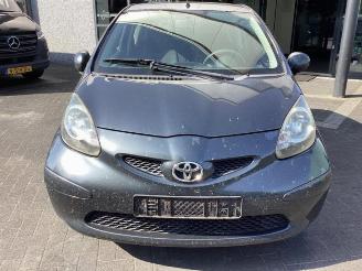 Toyota Aygo Aygo (B10), Hatchback, 2005 / 2014 1.0 12V VVT-i picture 2
