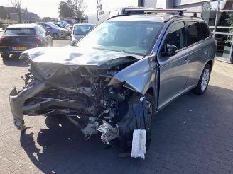 Sloopauto Mitsubishi Outlander Outlander (GF/GG), SUV, 2012 2.0 16V PHEV 4x4 2014/6
